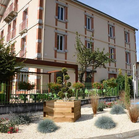 Hotel Restaurant De La Poste Saint-Just-en-Chevalet Екстер'єр фото