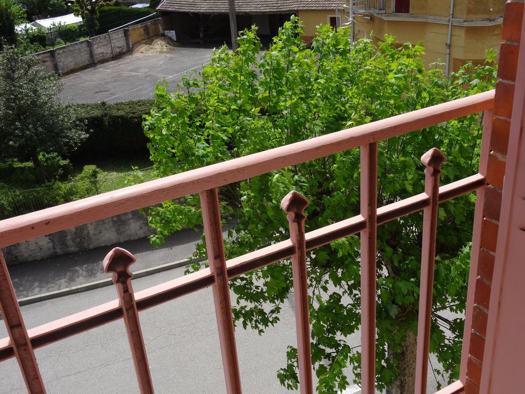 Hotel Restaurant De La Poste Saint-Just-en-Chevalet Екстер'єр фото